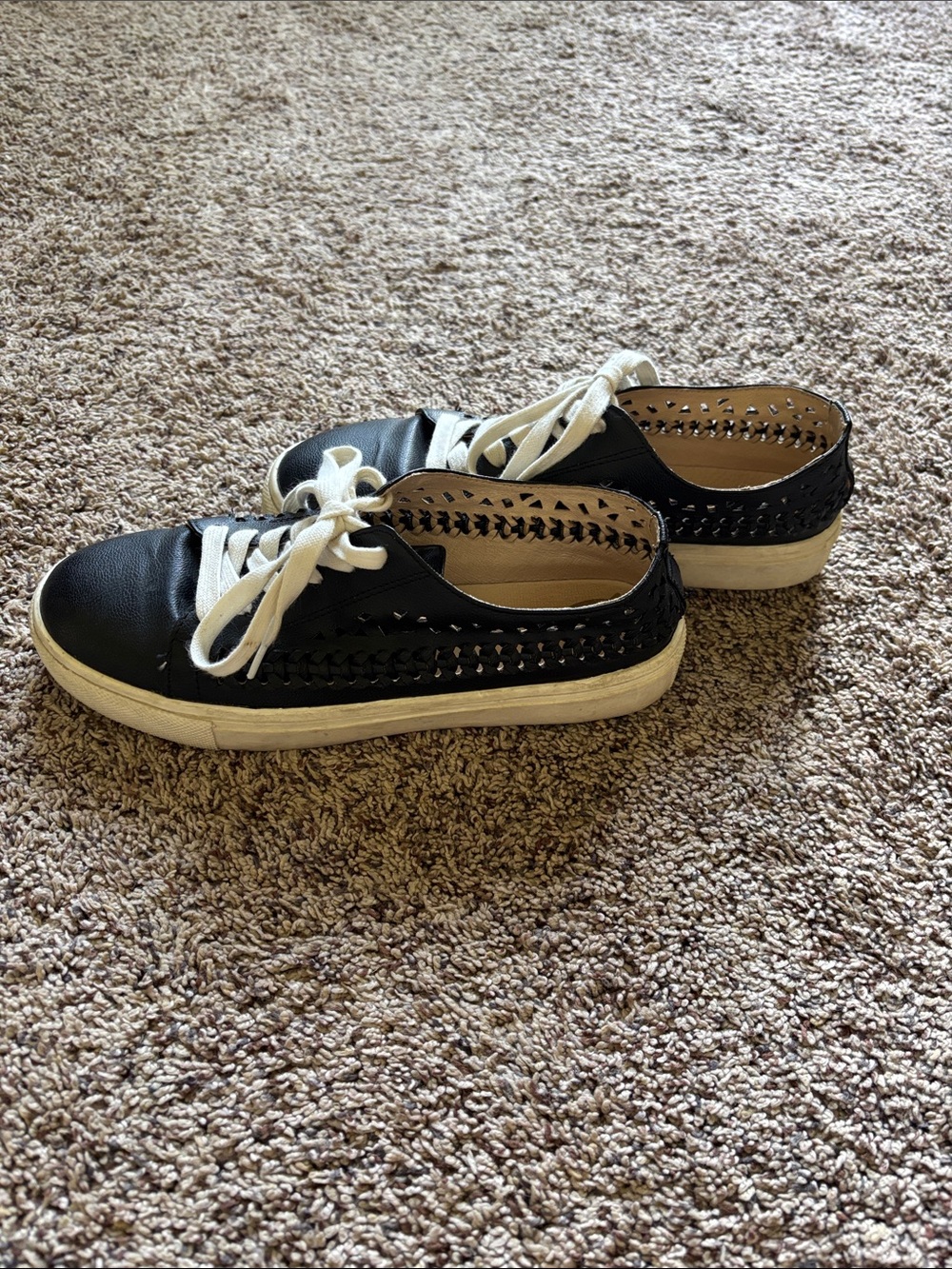 Sam Edelman - Picture 3 of 5